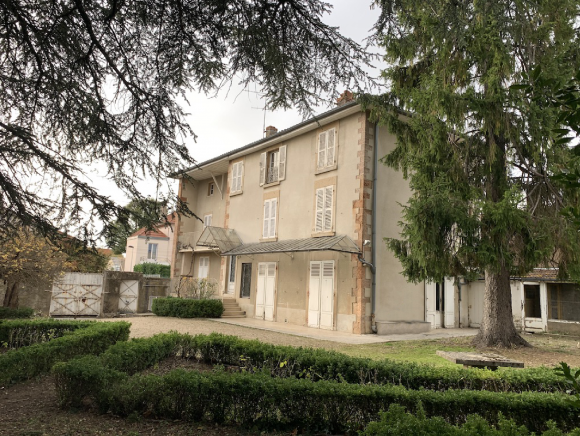 EXCLUSIVITE - MACON CENTRE - A VENDRE MAISON BOURGEOISE