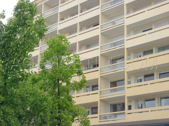 Dans le centre ville de Mâcon, cet appartement vous donne une proximité à tous les services