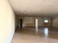 A LOUER MACON - LOCAL COMMERCIAL