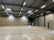 A LOUER MACON SUD - LOCAL COMMERCIAL ET DE STOCKAGE