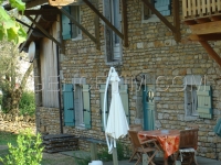 Maison exposée Est-Ouest avec un bon ensoleillement...