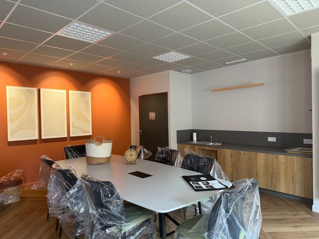 Bureaux 37 m² — Solutré-Pouilly — Solutré-Pouilly, photo 2 sur 2