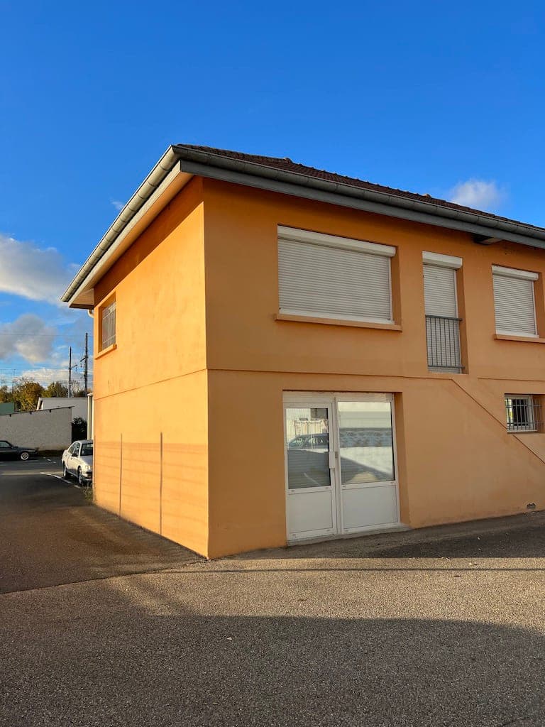 Bureau à Mâcon — Bureaux 92 m² — Mâcon Nord