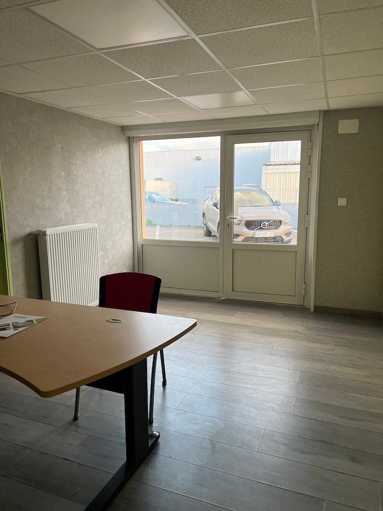 Bureaux 92 m² — Mâcon Nord — Mâcon, photo 3 sur 3